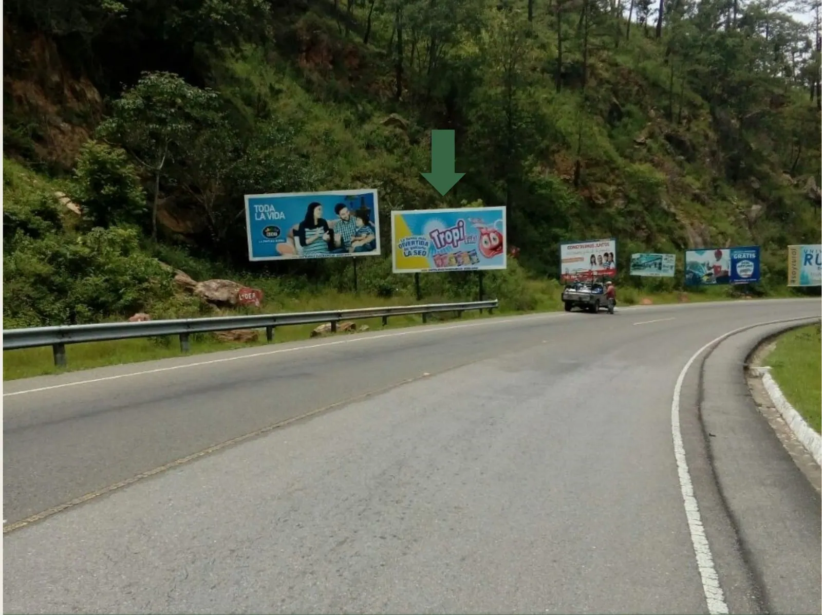 Valla AT-149 - Km 138.6 a Salamá