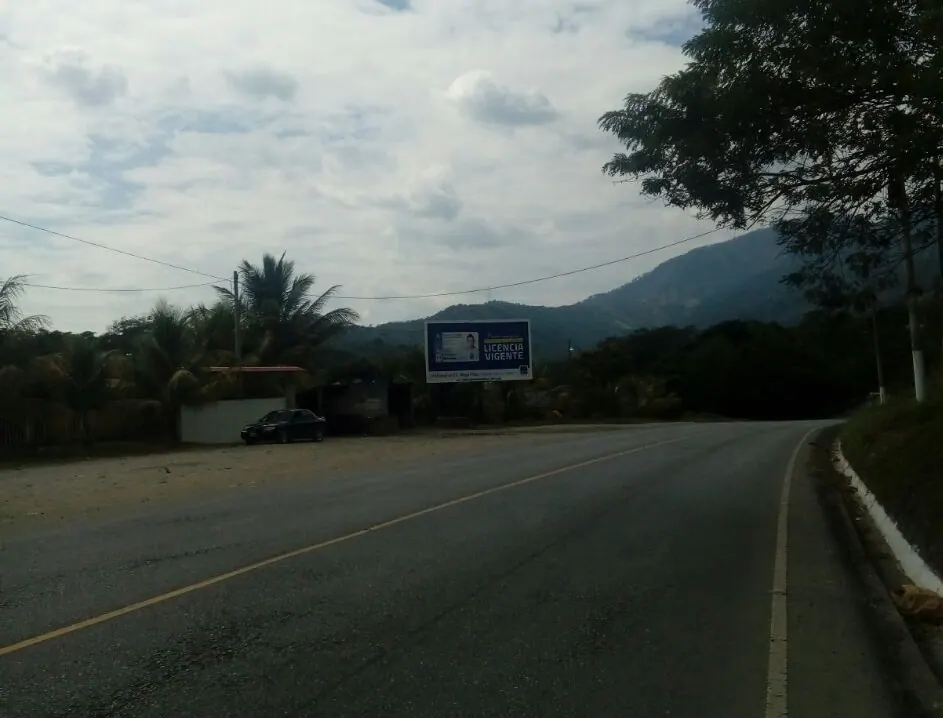 Valla AT-82 - Km 174.4 retorno a Mayuelas