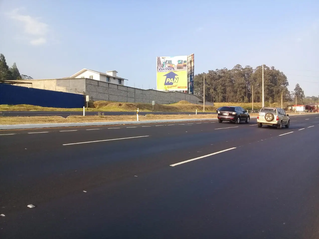 Valla CS-18 - Km 40.8 Retorno de Escuintla Autopista (Entrada)