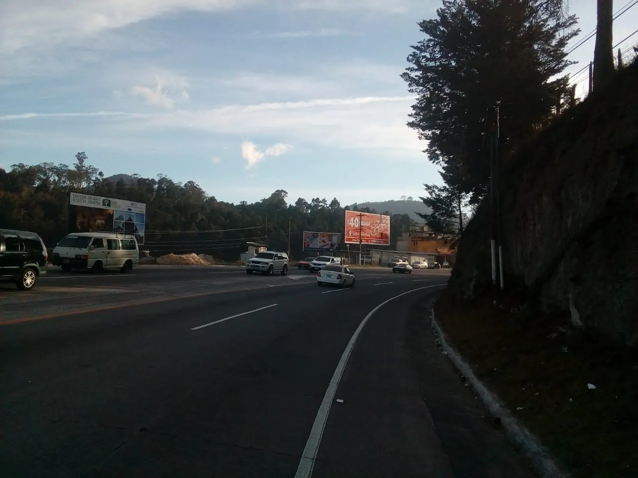 Valla OCC-107 - Km 195.4 a Quetzaltenango entrada principal Monumento a la Marimba
