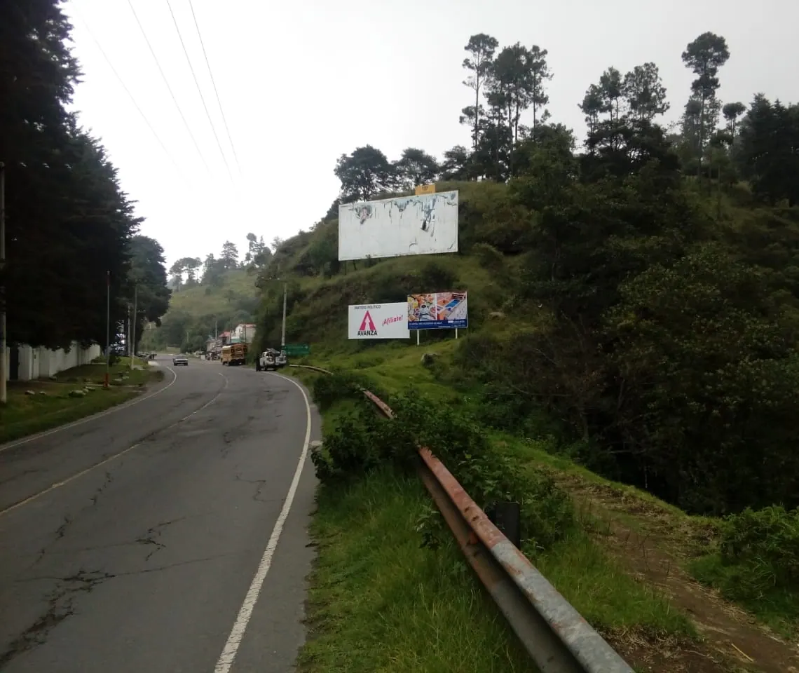 Valla OCC-131 - Km 220.8 a Xela por la costa
